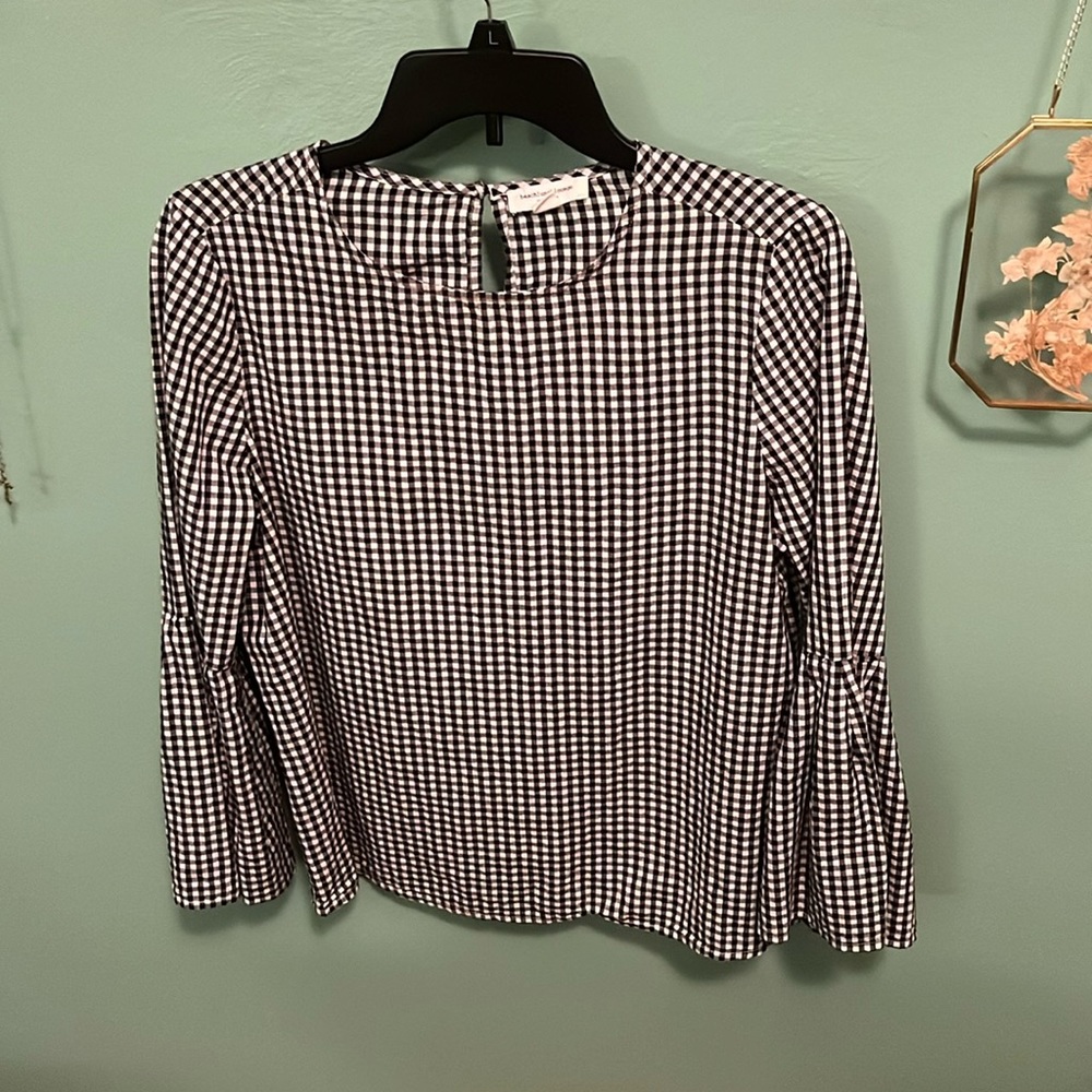 Women’s black and white check blouse, bell sleeves, M